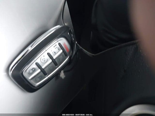 2025 CHRYSLER PACIFICA SELECT 11