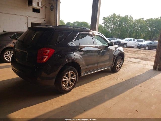 2017 CHEVROLET EQUINOX LT 4