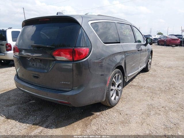 2018 CHRYSLER PACIFICA LIMITED 4