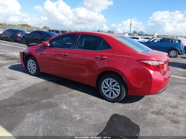 2018 TOYOTA COROLLA LE 3