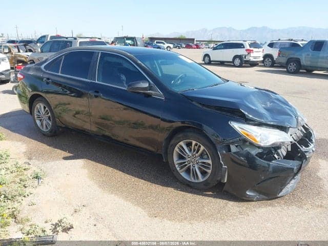 2017 TOYOTA CAMRY SE - 1