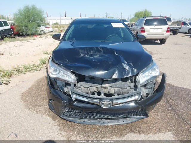 2017 TOYOTA CAMRY SE 12