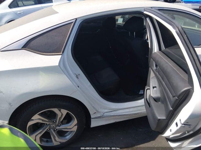 2020 HONDA ACCORD EX 8