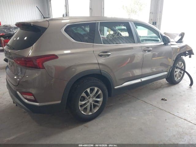 2019 HYUNDAI SANTA FE SE 4