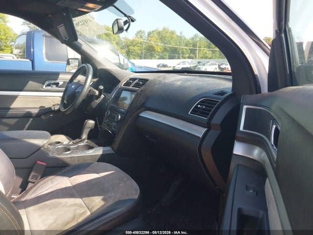 2017 FORD EXPLORER XLT 5