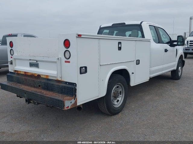 2017 FORD F-350 XL 4