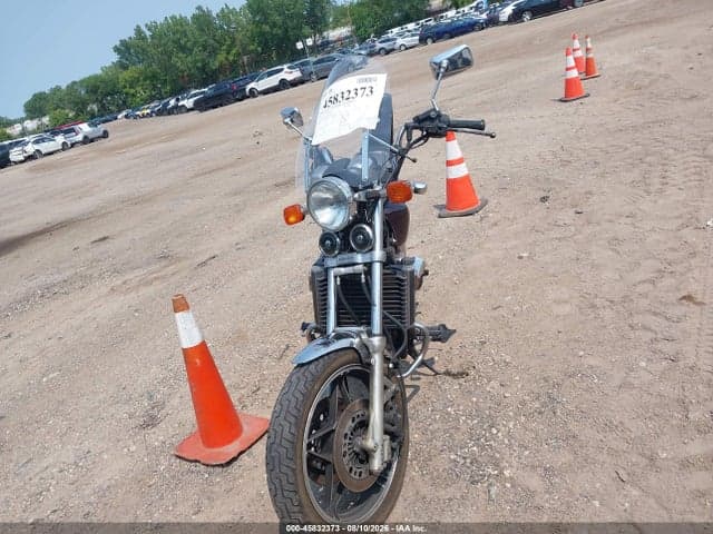 1982 HONDA VF750 C 5