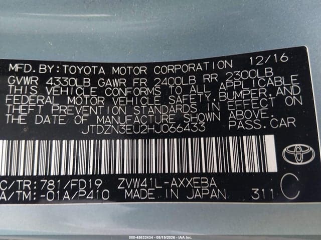 2017 TOYOTA PRIUS V THREE 9