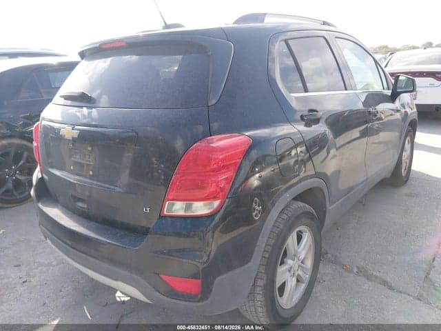 2017 CHEVROLET TRAX LT 4