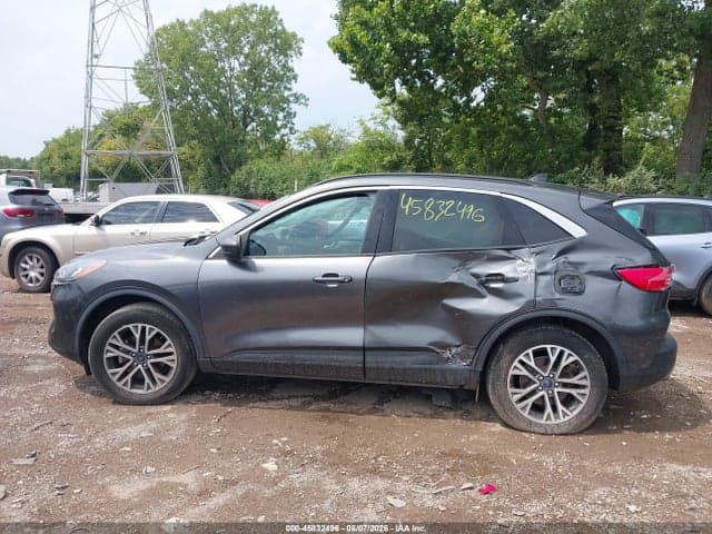 2020 FORD ESCAPE SEL 14
