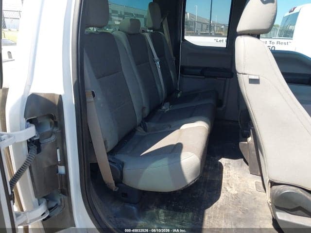 2017 FORD F-150 XL 8