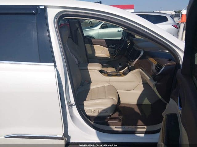 2019 GMC ACADIA DENALI 5