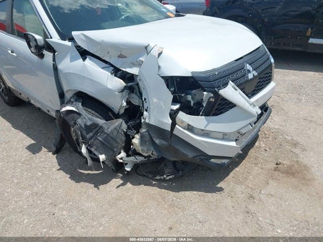 2022 MITSUBISHI ECLIPSE CROSS ES 6