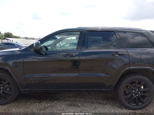 2017 JEEP GRAND CHEROKEE ALTITUDE 14