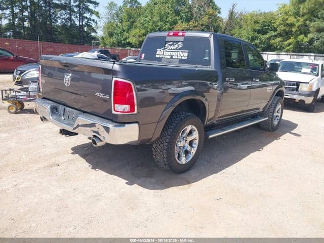 2017 RAM 1500 LARAMIE 4X4 5'7 BOX 4