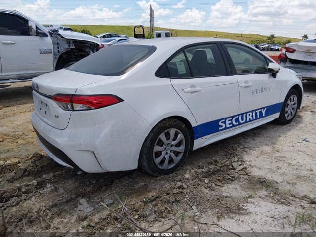 2021 TOYOTA COROLLA LE 4