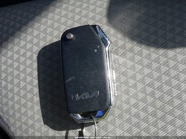2022 KIA SOUL LX 11