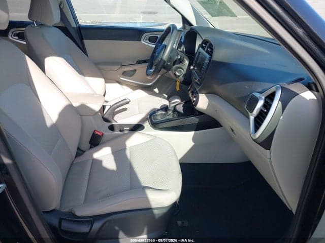 2022 KIA SOUL LX 5