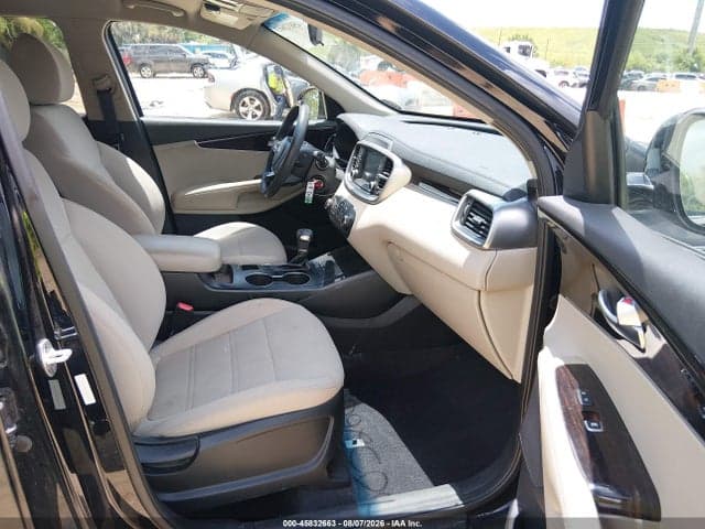 2019 KIA SORENTO 2.4L LX 5