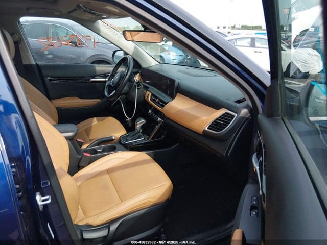 2024 KIA SELTOS EX 5