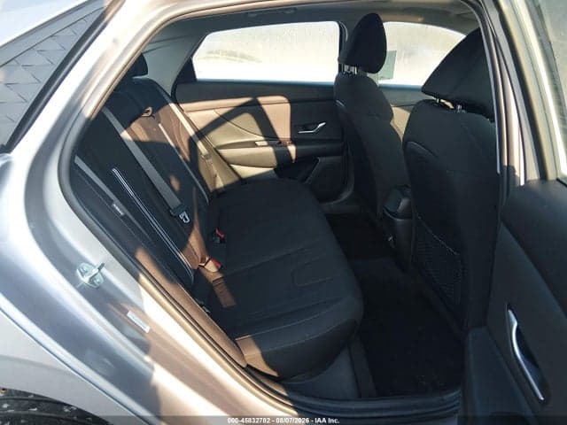 2025 HYUNDAI ELANTRA SEL CONVENIENCE 8