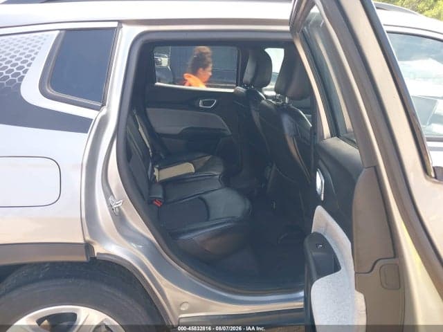 2023 JEEP COMPASS LATITUDE 4X4 8