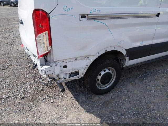2024 FORD TRANSIT-250 3