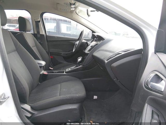 2018 FORD FOCUS SE 5