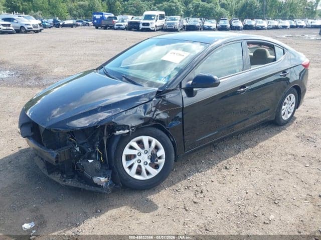 2018 HYUNDAI ELANTRA SE 2