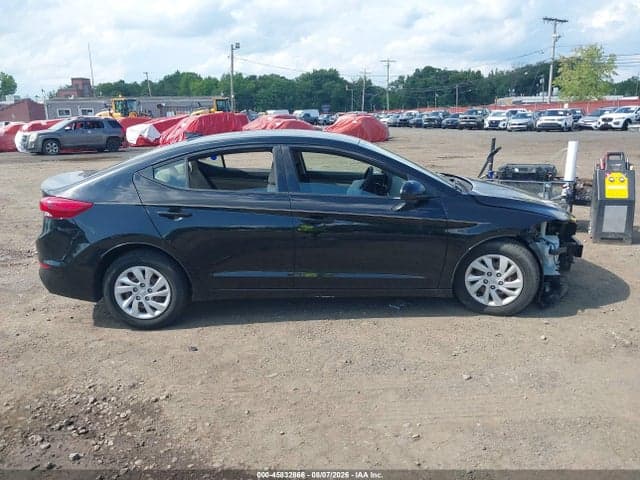 2018 HYUNDAI ELANTRA SE 13