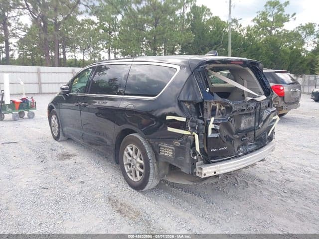 2024 CHRYSLER PACIFICA TOURING L 3