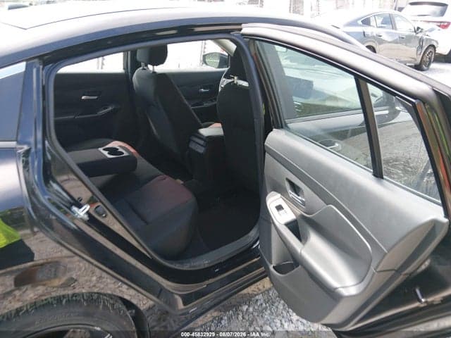 2026 NISSAN SENTRA SR 8