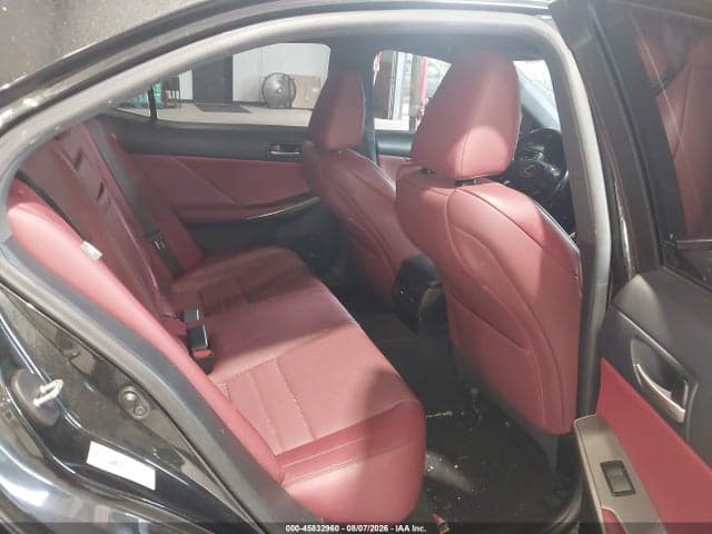 2017 LEXUS IS 200T 8