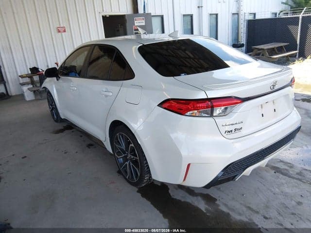 2021 TOYOTA COROLLA SE 3