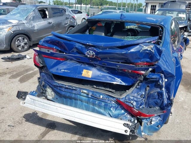 2025 TOYOTA CAMRY SE 15
