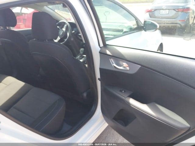 2024 KIA FORTE LX 8