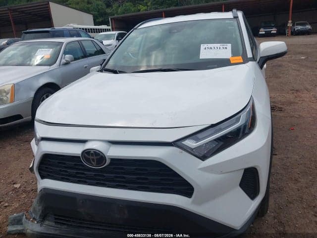 2025 TOYOTA RAV4 XLE 12