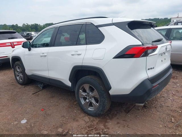 2025 TOYOTA RAV4 XLE 3