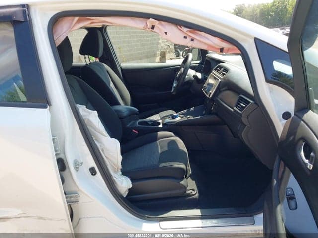 2024 NISSAN LEAF SV PLUS 5