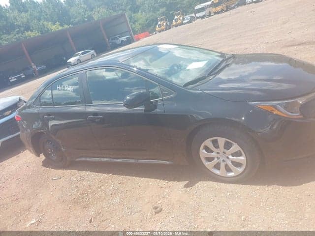 2026 TOYOTA COROLLA LE 13