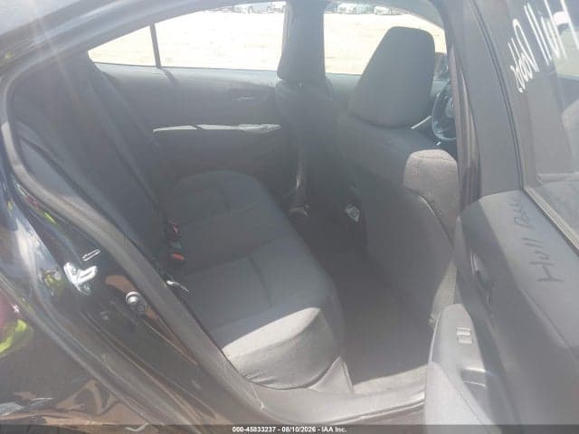 2026 TOYOTA COROLLA LE 8