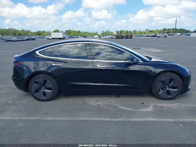 2018 TESLA MODEL 3 LONG RANGE/PERFORMANCE 13