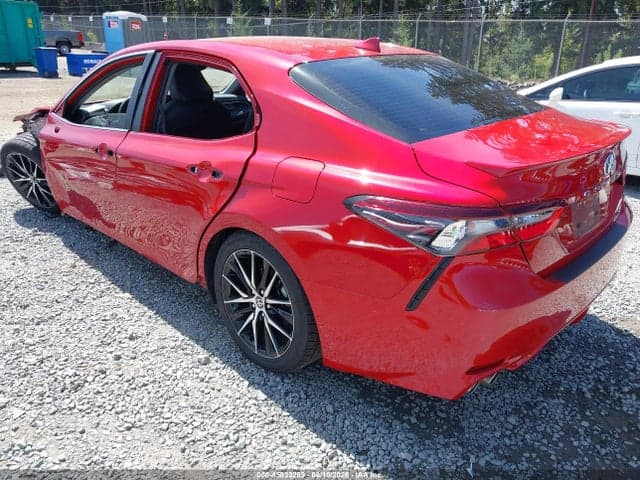 2024 TOYOTA CAMRY HYBRID SE 3