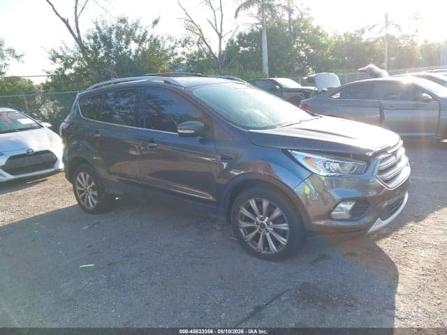2017 FORD ESCAPE TITANIUM 1