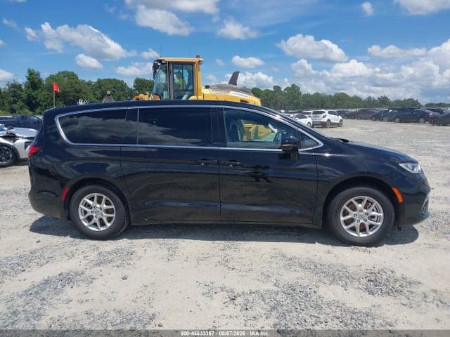 2025 CHRYSLER PACIFICA SELECT 13