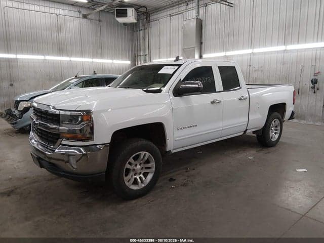 2017 CHEVROLET SILVERADO 1500 LT 2