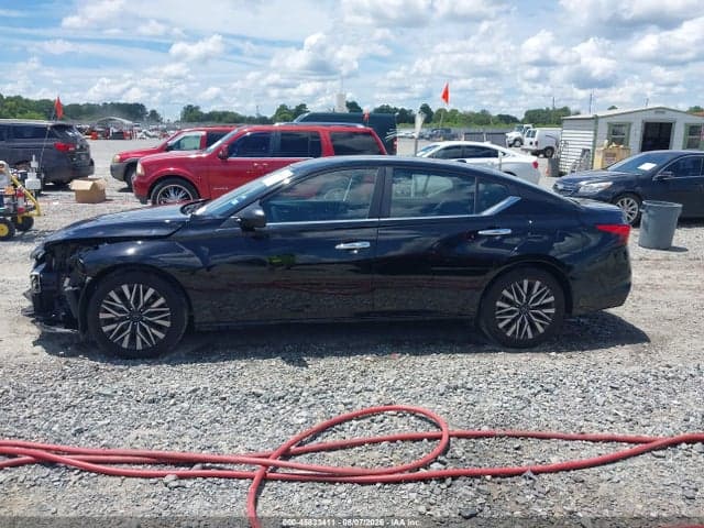 2025 NISSAN ALTIMA SV FWD 14