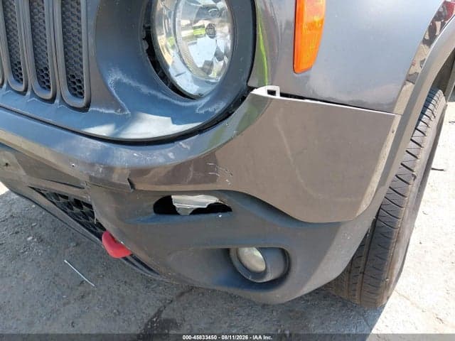 2017 JEEP RENEGADE TRAILHAWK 6