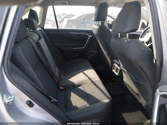 2020 TOYOTA RAV4 HYBRID LE 8