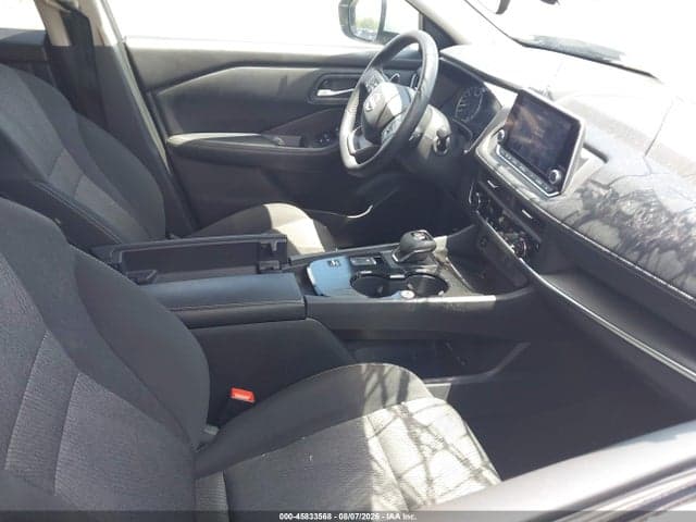 2025 NISSAN ROGUE SV FWD 5
